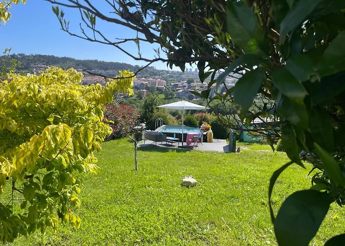 Gloria's Design House *